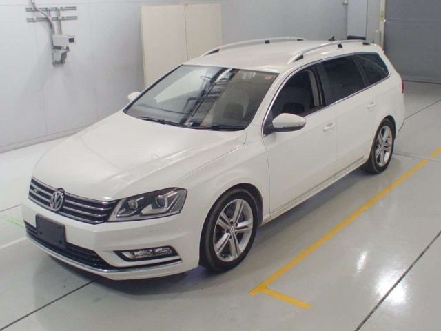 10155 Volkswagen Passat variant 3CCAX 2015 г. (CAA Chubu)